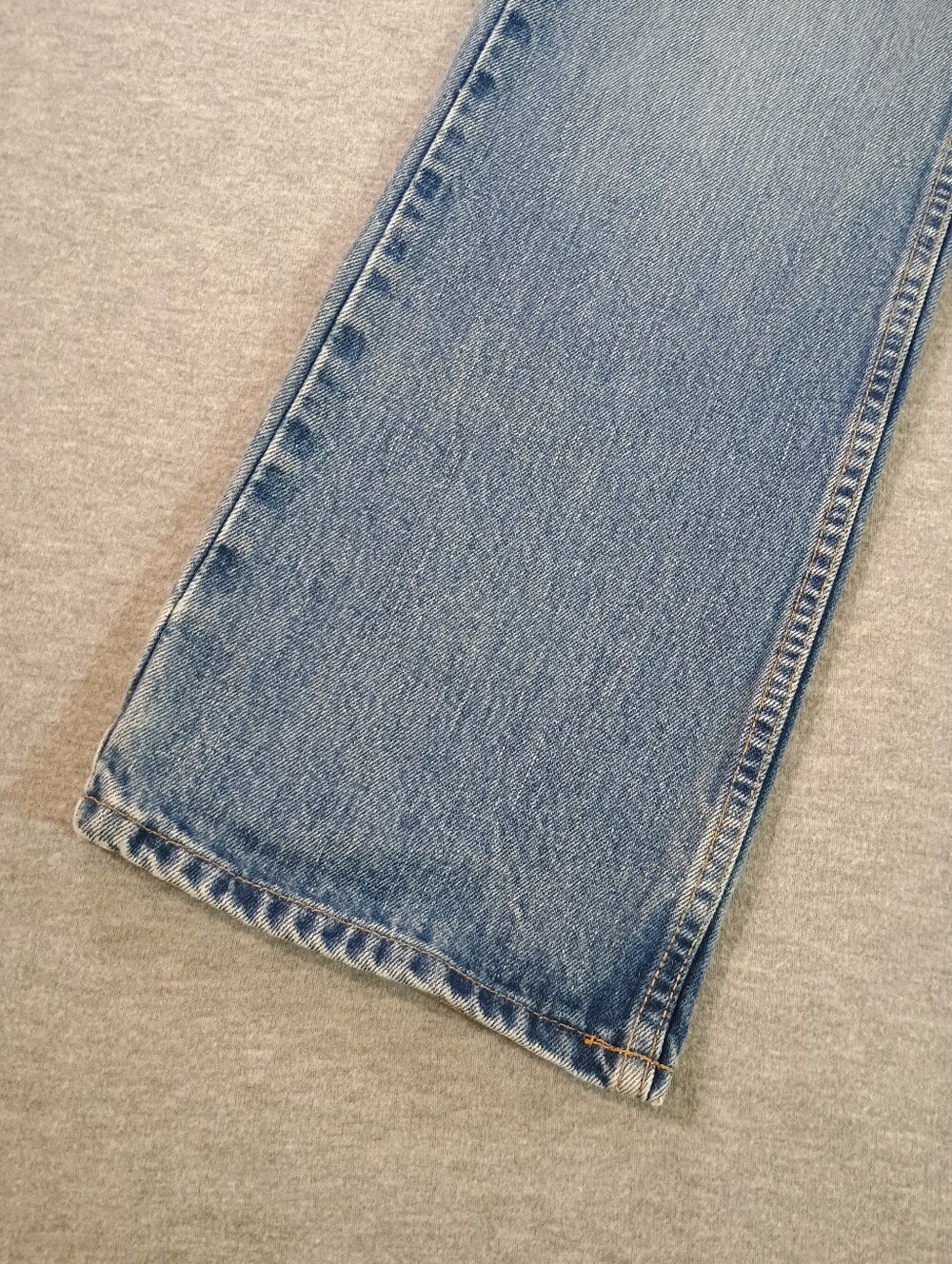 Old Navy Y2k Light Wash Straight Leg Jeans - Light Blue - Picture 5 of 7
